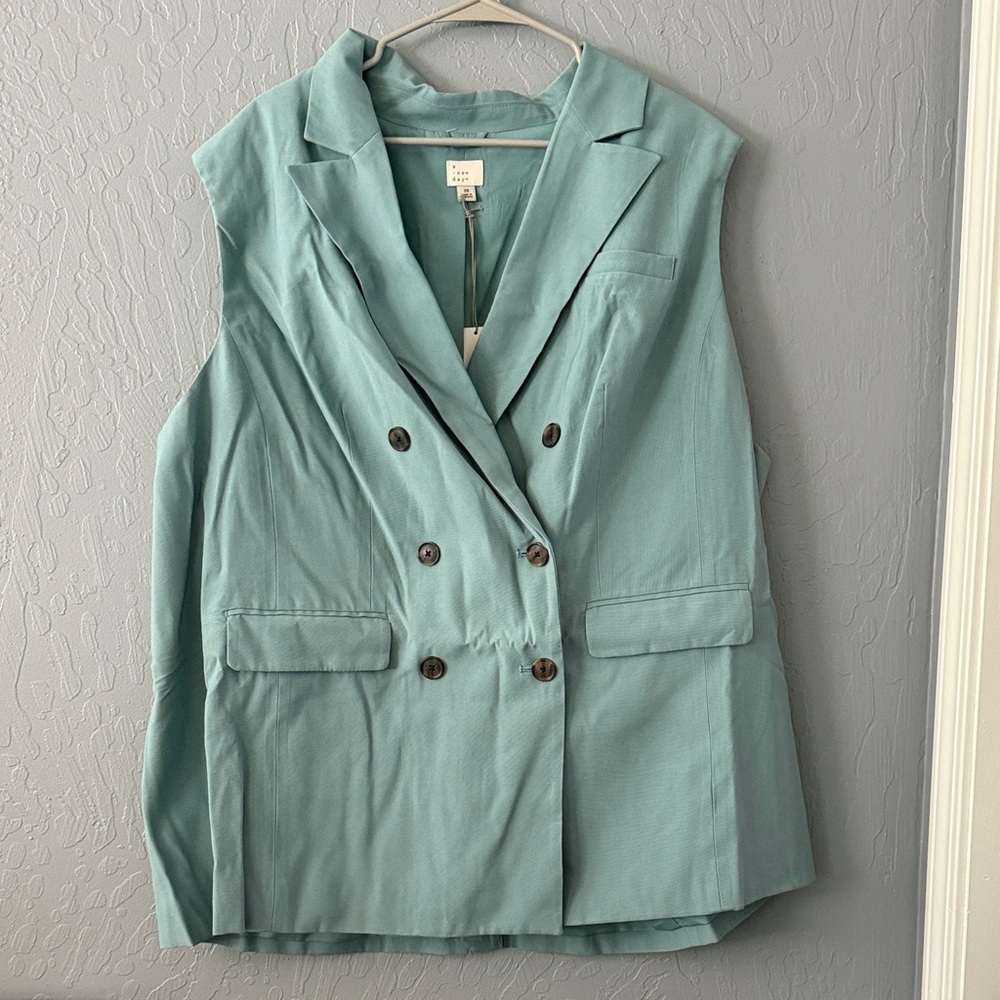 a new day Women's Vest in Teal